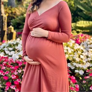 Mauve Maternity dress 💕